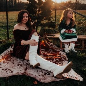 Meet your Posher, Leah